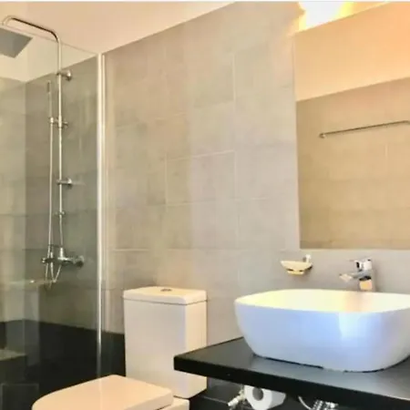 Apartment Avalon Cosy Kiku Studio For 2 With Shared Swimming Pool *